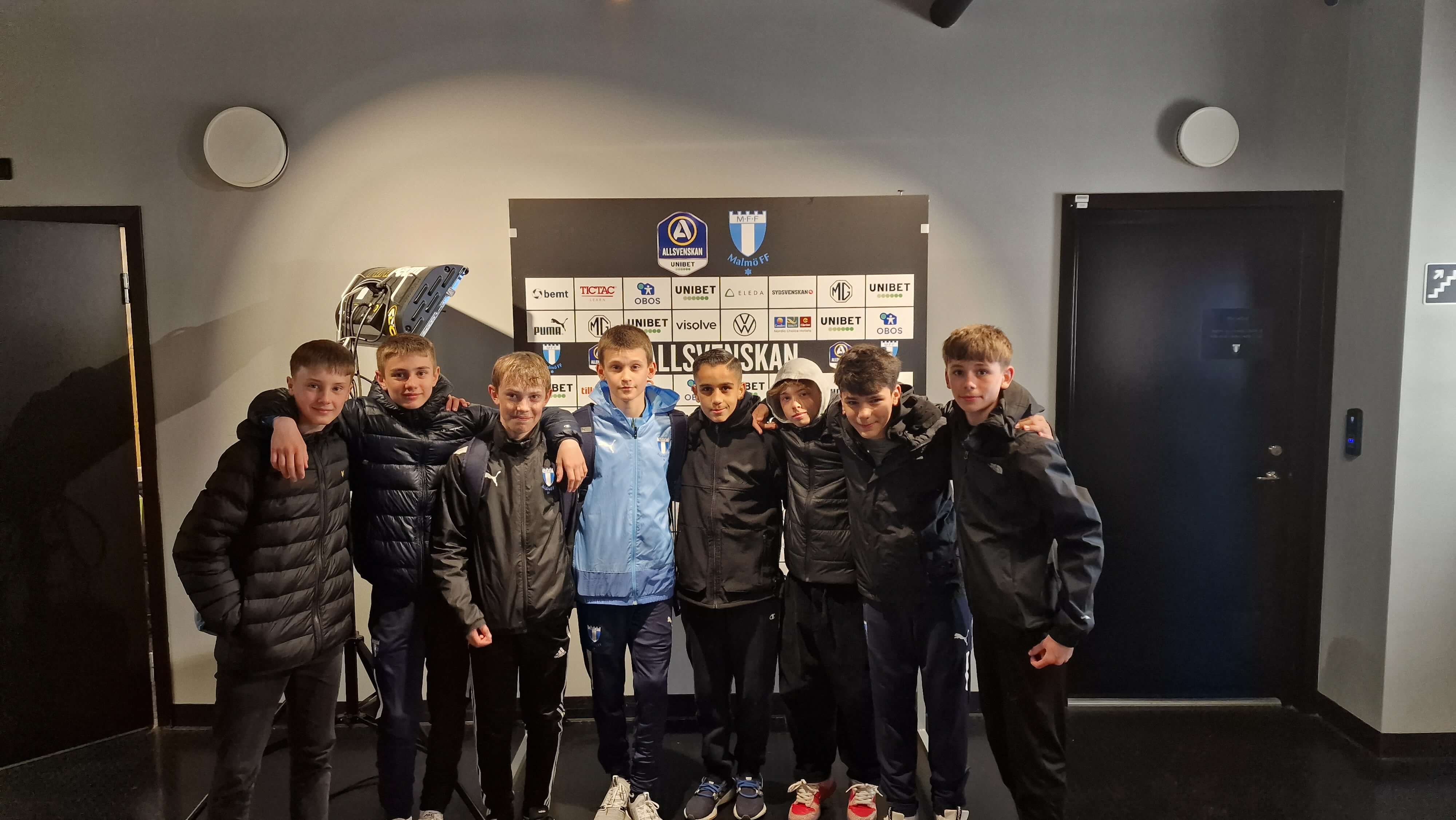 Match photo
